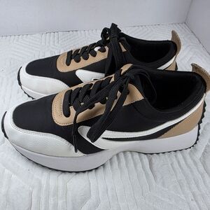Dolce Vita Black and Tan Athletic Shoes